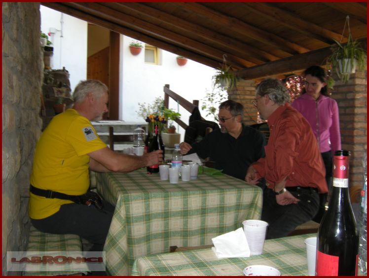 Clicca sul nome per scaricare le foto